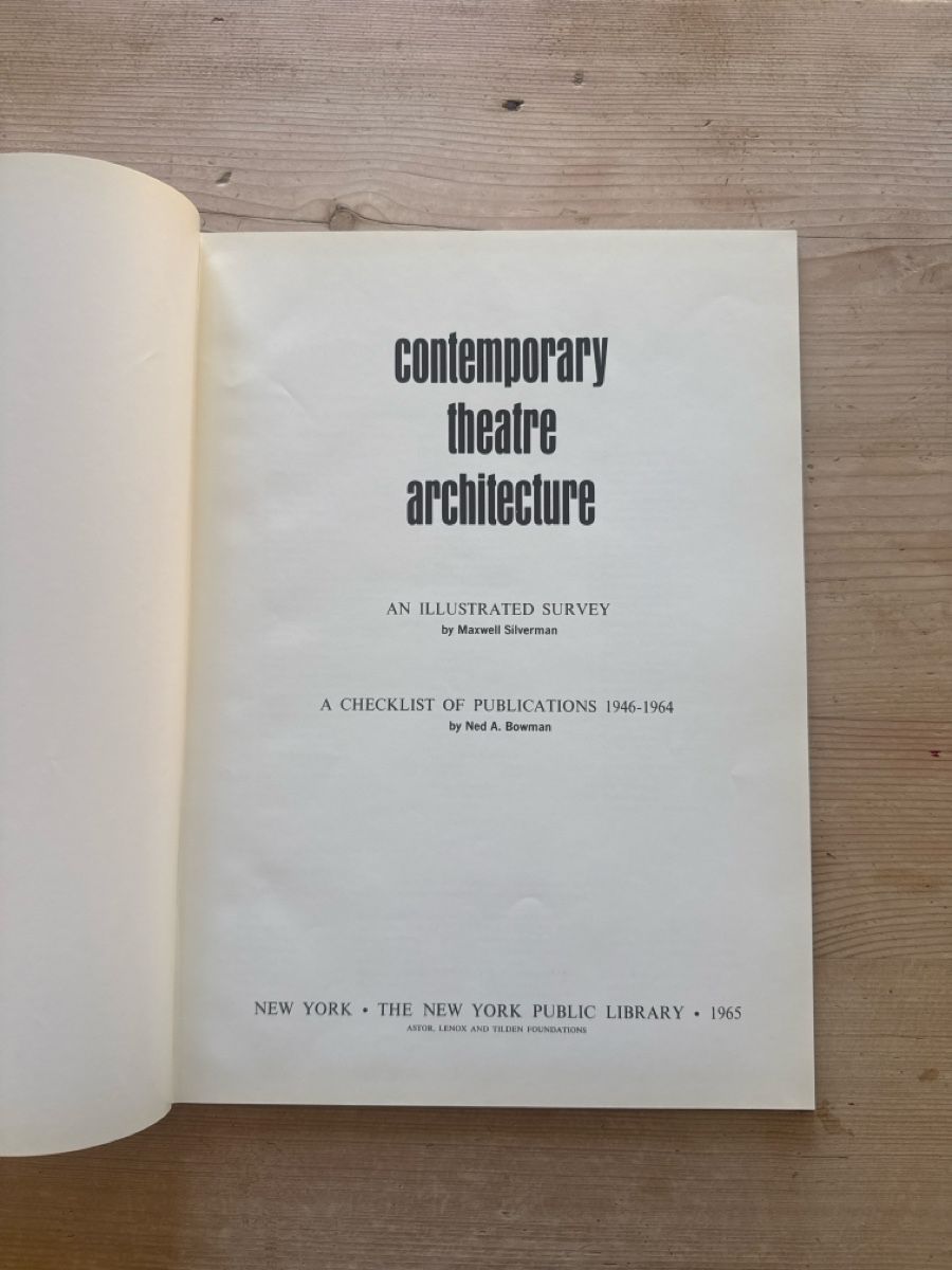 Libri: Contemporary theater architecture – Usato da Zürich venduto da sas_t9c7 1