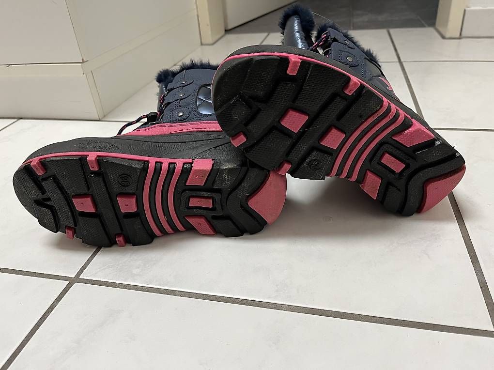 Scarpe per ragazze: Winterstiefel Gr. 36 – Usato da Oberrieden venduto da Fige11 1
