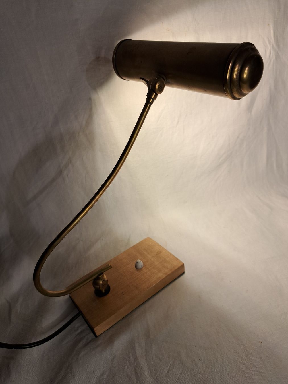 Lampade: ANCIENNE LAMPE BUREAU PIANO – Usato da couvet venduto da carlin01 1