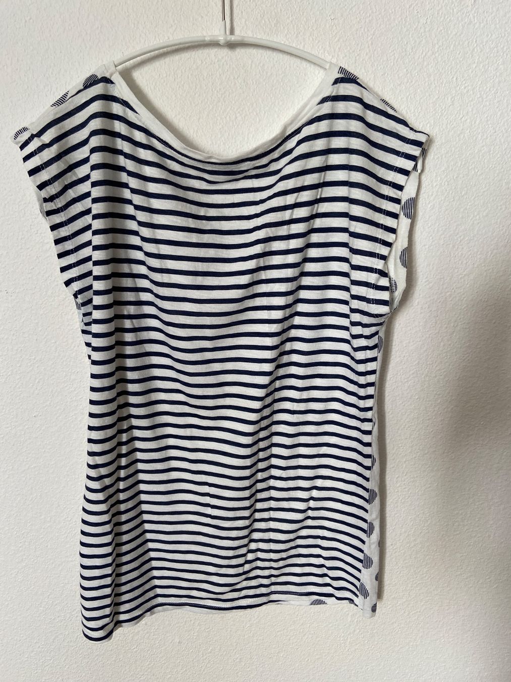 T-shirt: T-shirt 2 faces différentes 100% coton – Usato da Cully venduto da FranVey 1