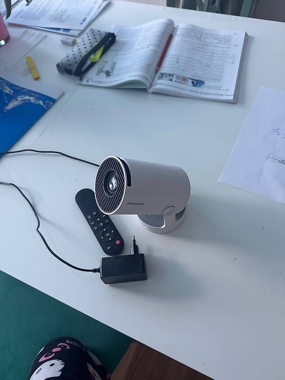 Proiettori: Projector – Usato da Bellach venduto da Thorn 1