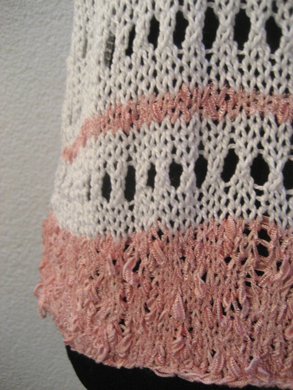 Top: Top tricot taille XL, neuf – Nuovo e nell'imballaggio originale da Delémont venduto da marryb 1