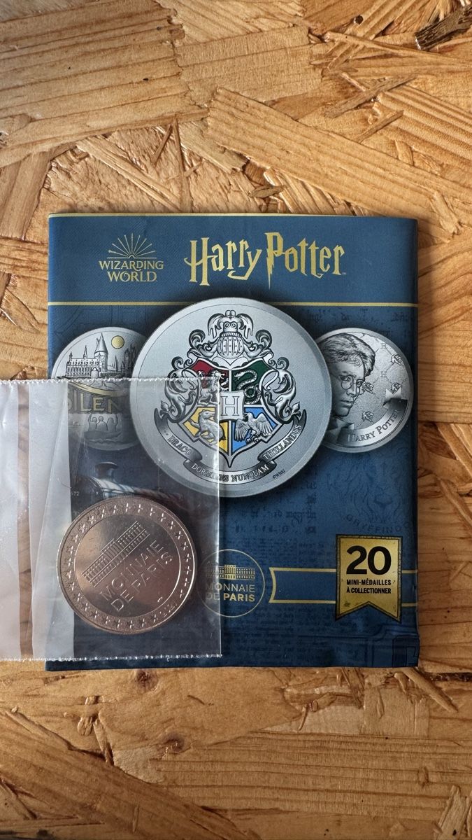 Medaglie: Médaille Harry Potter - Ron Weasley – Nuovo (secondo la descrizione) da Les Bois venduto da Ethanniry 1