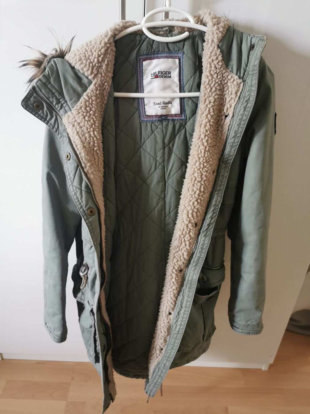 Tommy Hilfiger Manteaux: Tommy Hilfiger Jacke Parka Grösse M – D'occasion à Gunzgen par 0Aurin0 2
