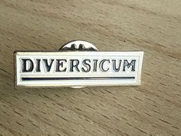 Pin Diversicum