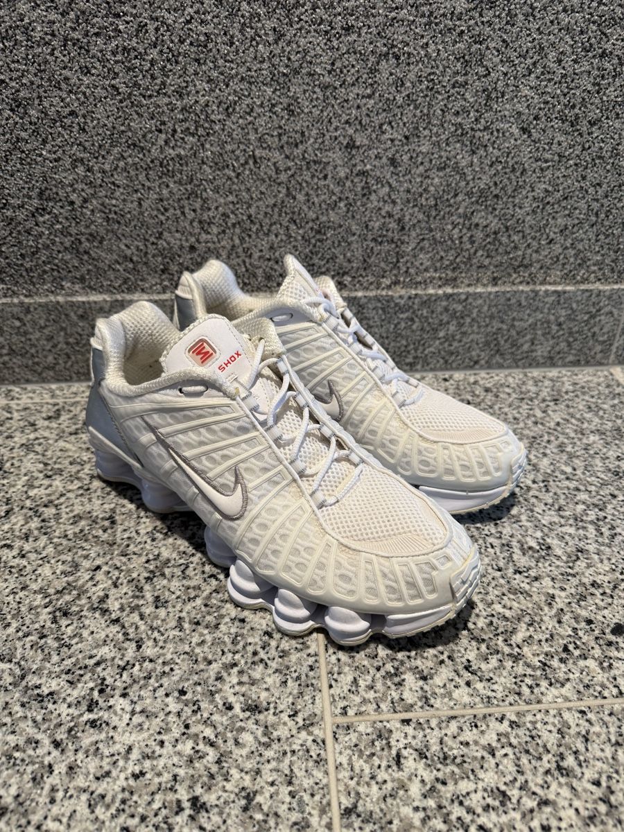 Scarpe da uomo: Nike Shox – Usato da Oberentfelden venduto da gjo_gyr6 1
