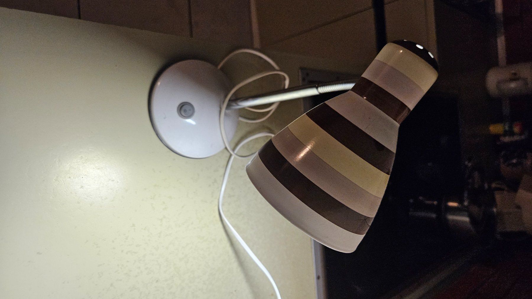 Lampade: Tischlampe Vintage – Usato da Feldbrunnen venduto da Kolosseum111