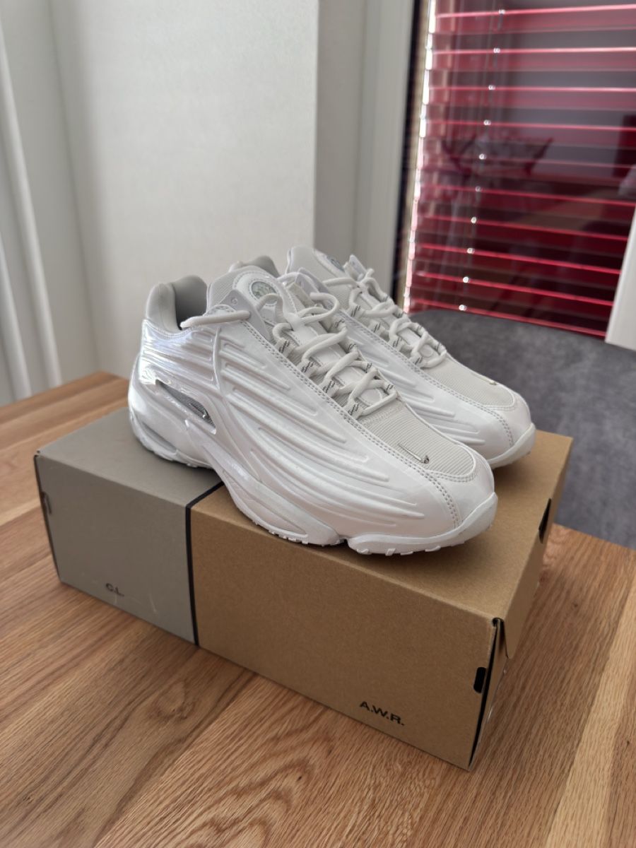 Nike Scarpe da uomo: Nike Hot Step 2 Drake NOCTA weiss – Nuovo (secondo la descrizione) da Wattwil venduto da Elia_Bugday86