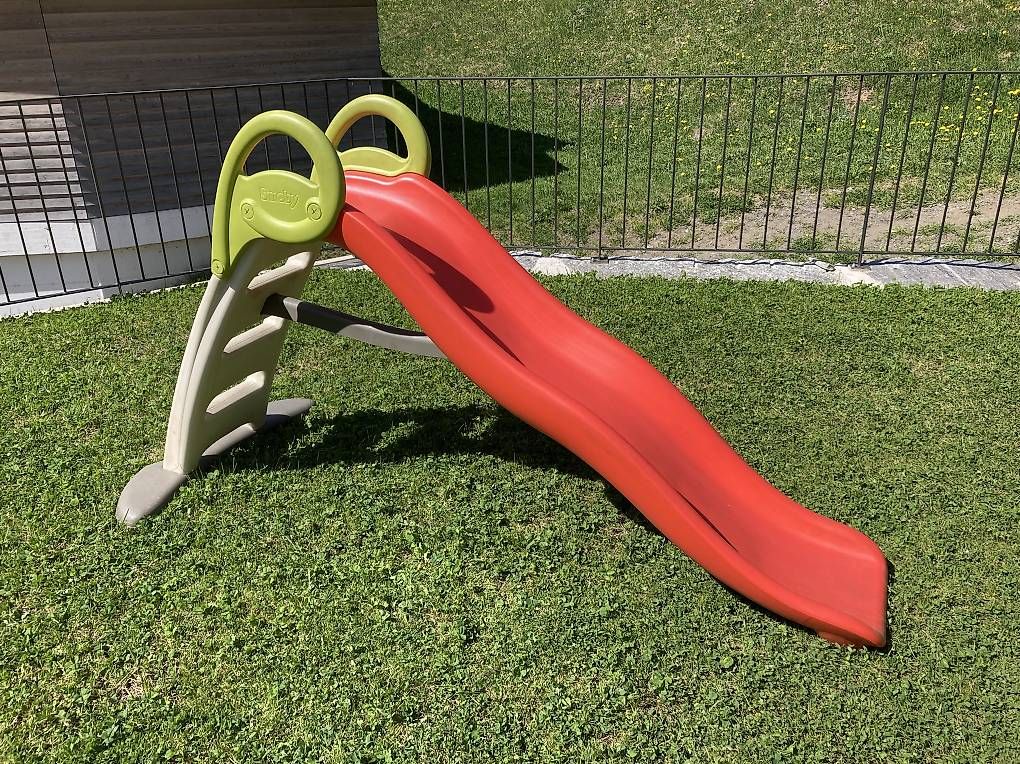 Scivoli: Scivolo smoby  – Usato da Campo (Blenio) venduto da M.B.95