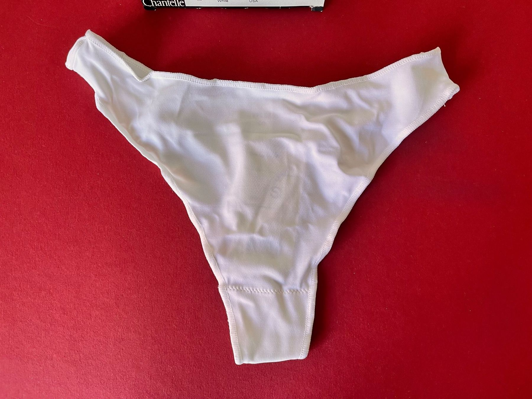 Chantelle Sonstige Unterwäsche: String, CHANTELLE, Grösse S, 1 Stück in Weiss – Neu und originalverpackt aus Rudolfstetten von gst_g7xl