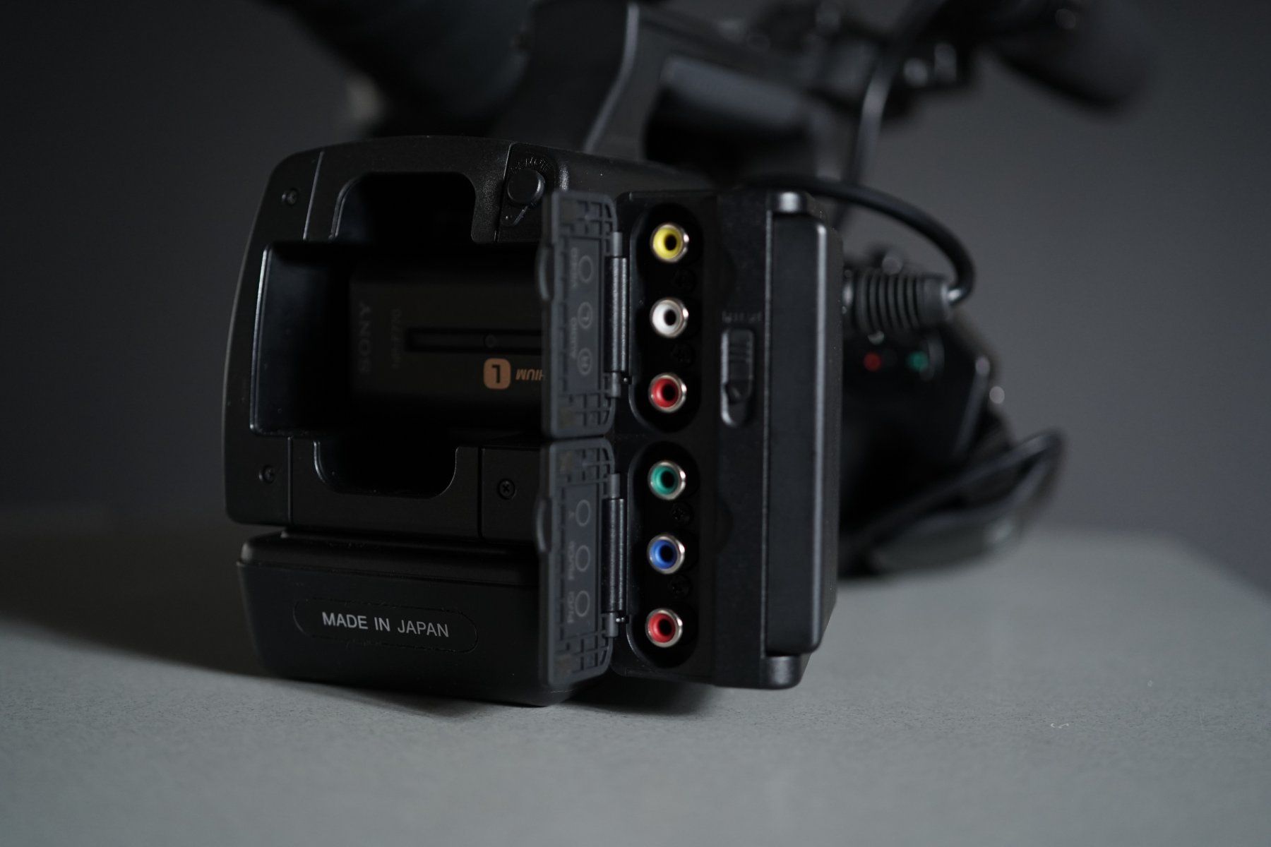 Sony Videocamere: Sony Pro Camcorder NX-CAM NEX-EA50 – Usato da Renan BE venduto da Pro7Concept 7