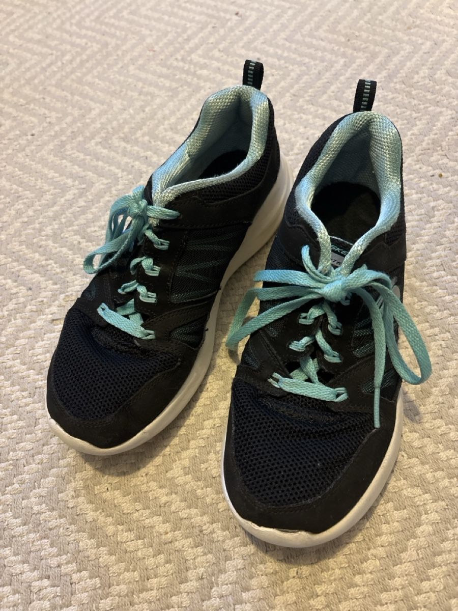 Skechers Scarpe per ragazze: Sketchers Sneaker 37 – Usato da Zürich venduto da K.St.