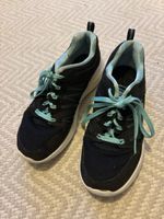 Sketchers Sneaker 37