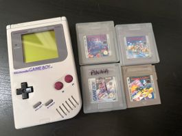 Nintendo Game Boy con 4 giochi 