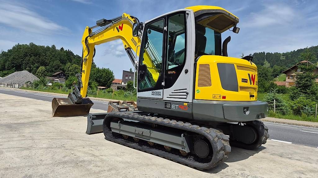 Wacker Neuson Escavatori: Bagger Raupenbagger Wacker Neuson ET90 Mit PowerTilt – Usato da Schüpfheim venduto da grischa01 1
