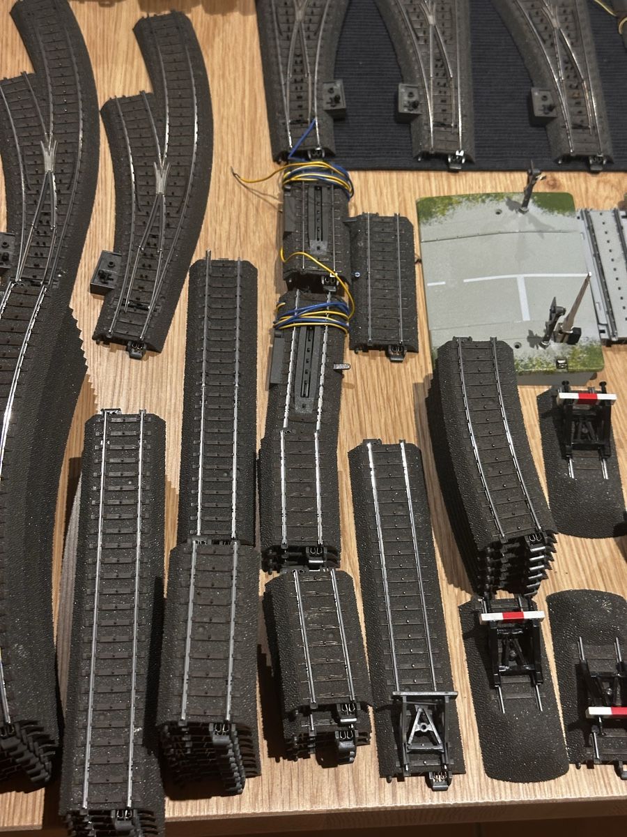 Märklin Modelleisenbahnen: MEGA Märklin C-Gleis Posten mit Steuergerät ab 99.- Mega – Gebraucht aus Sennwald von HARO-Import 4