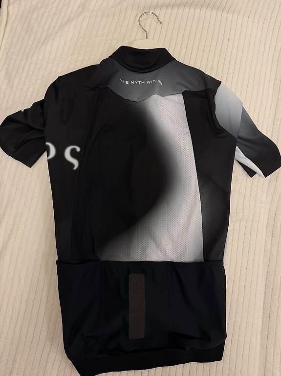 Leibchen & Hosen: Assos, Equipe RS Jersey Myth Within – Gebraucht aus Kriegstetten von Levin7 2