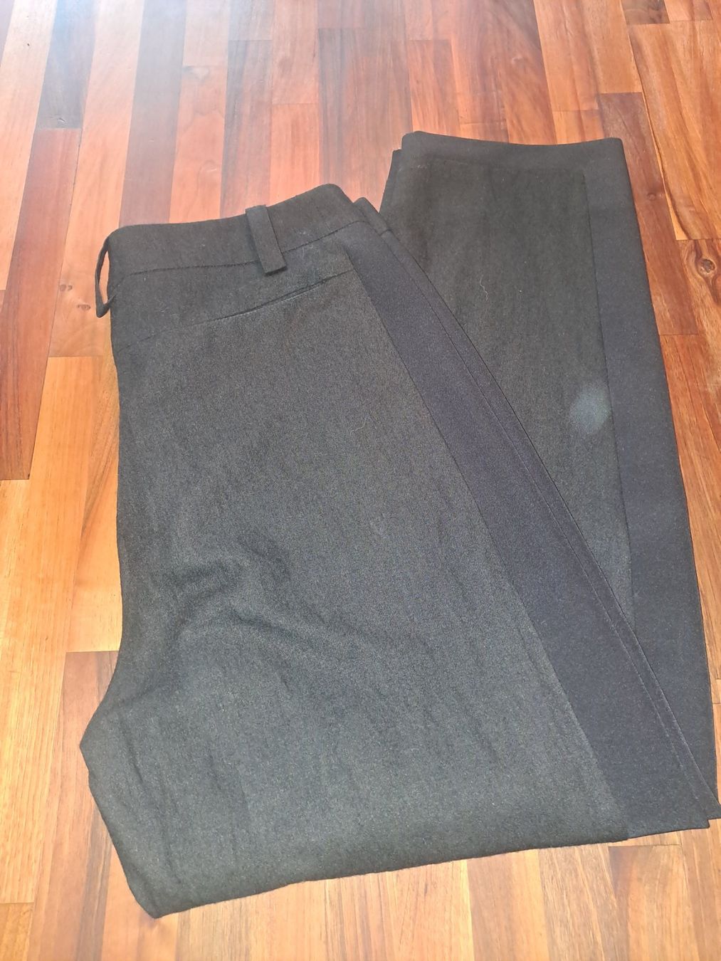 Annette Görtz Pantaloni: Annette Görtz Hose Wolle/Ramie Gr.38 – Usato da Emdthal venduto da kasira 4