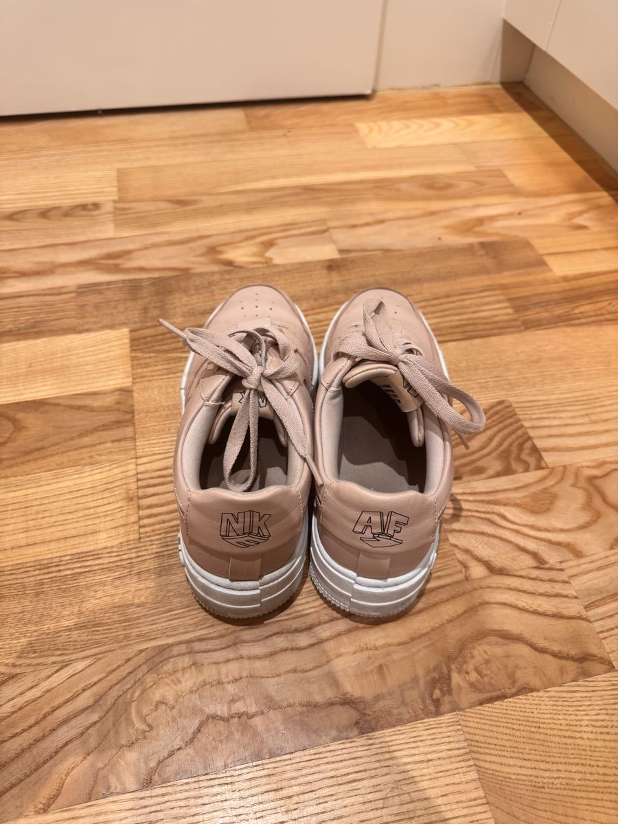 Nike Scarpe da donna: Nike Air Force 1 AF1 Pixel – Usato da Netstal venduto da Djukaxgajic01 3