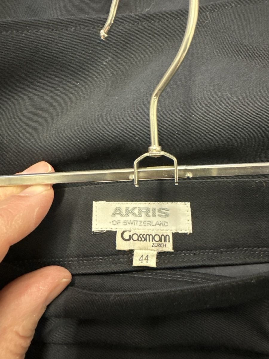 Akris Gonne: Akris Rock – Usato da Olten venduto da AtelierSecondhand23 3