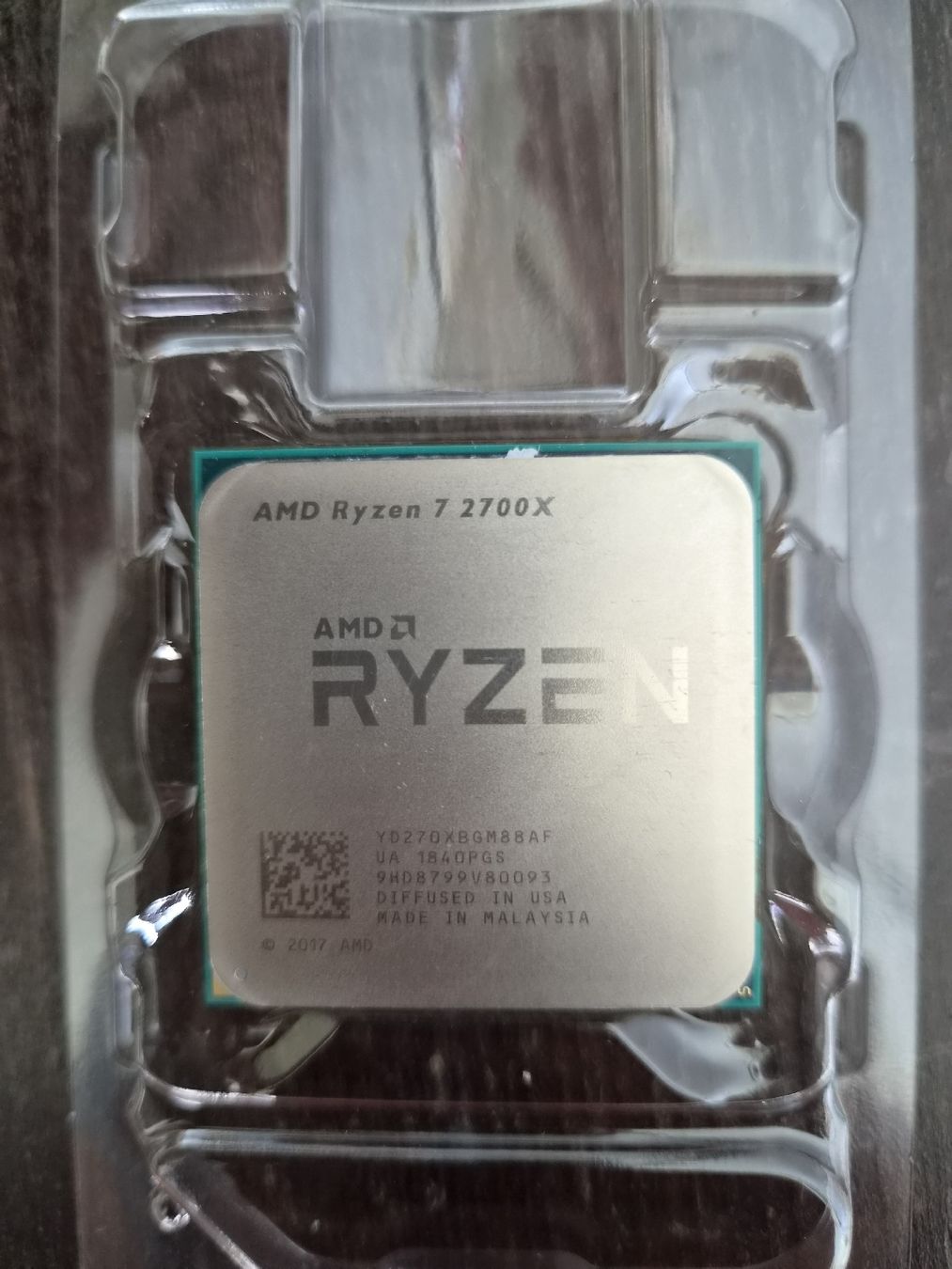 Amd Composants électroniques: amd ryzen 7 2700x – D'occasion à Pully par jeanrego