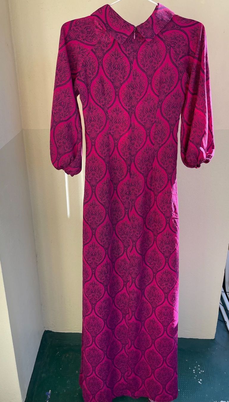 Vestiti: Jolie robe longue avec manches longues – Nuovo (secondo la descrizione) da Genève venduto da Annilu 3