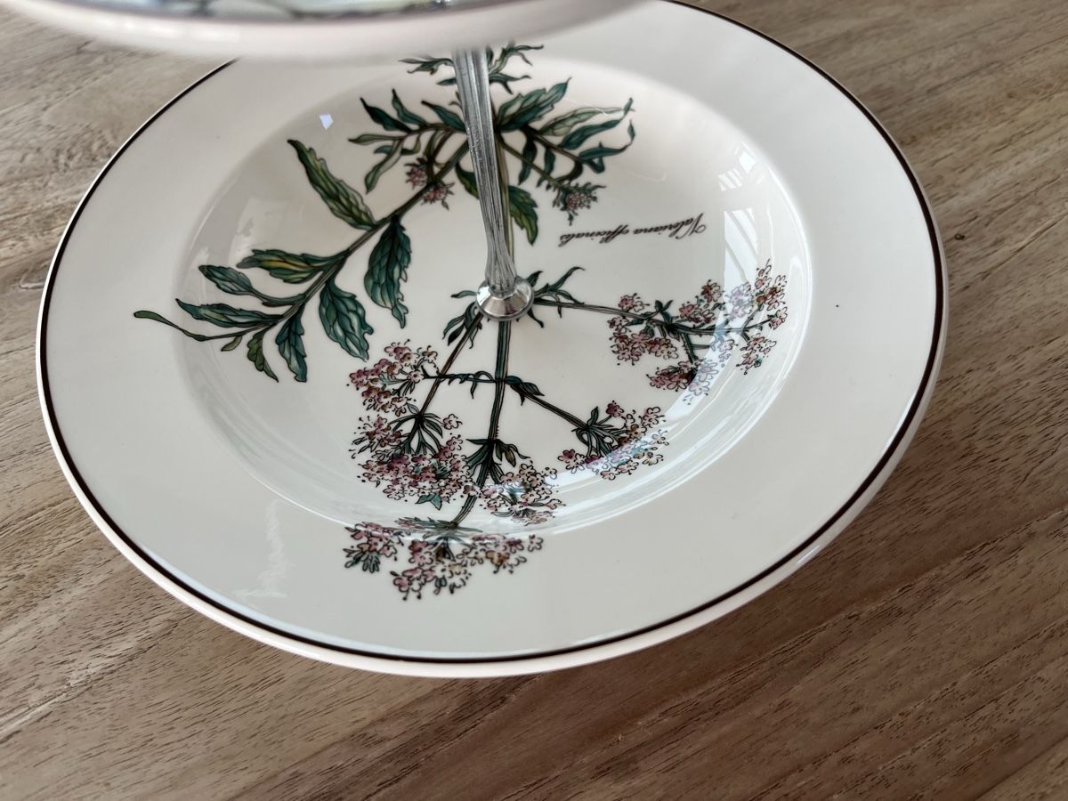 Tutte le decorazioni: Villeroy & Boch – Usato da Toffen venduto da Coroner 3