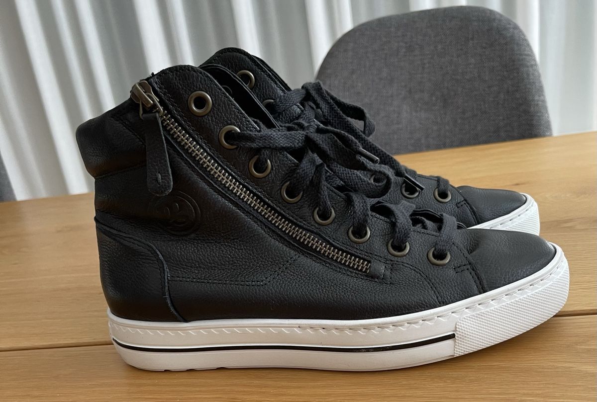 Paul Green Scarpe da donna: Paul Green Leder Sneaker Gr. 38,5 – Usato da Roggwil TG venduto da MiryamM 1