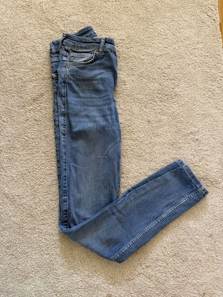 Jeans: Blue jeans – Gebraucht aus Niederuzwil von Lisascloset