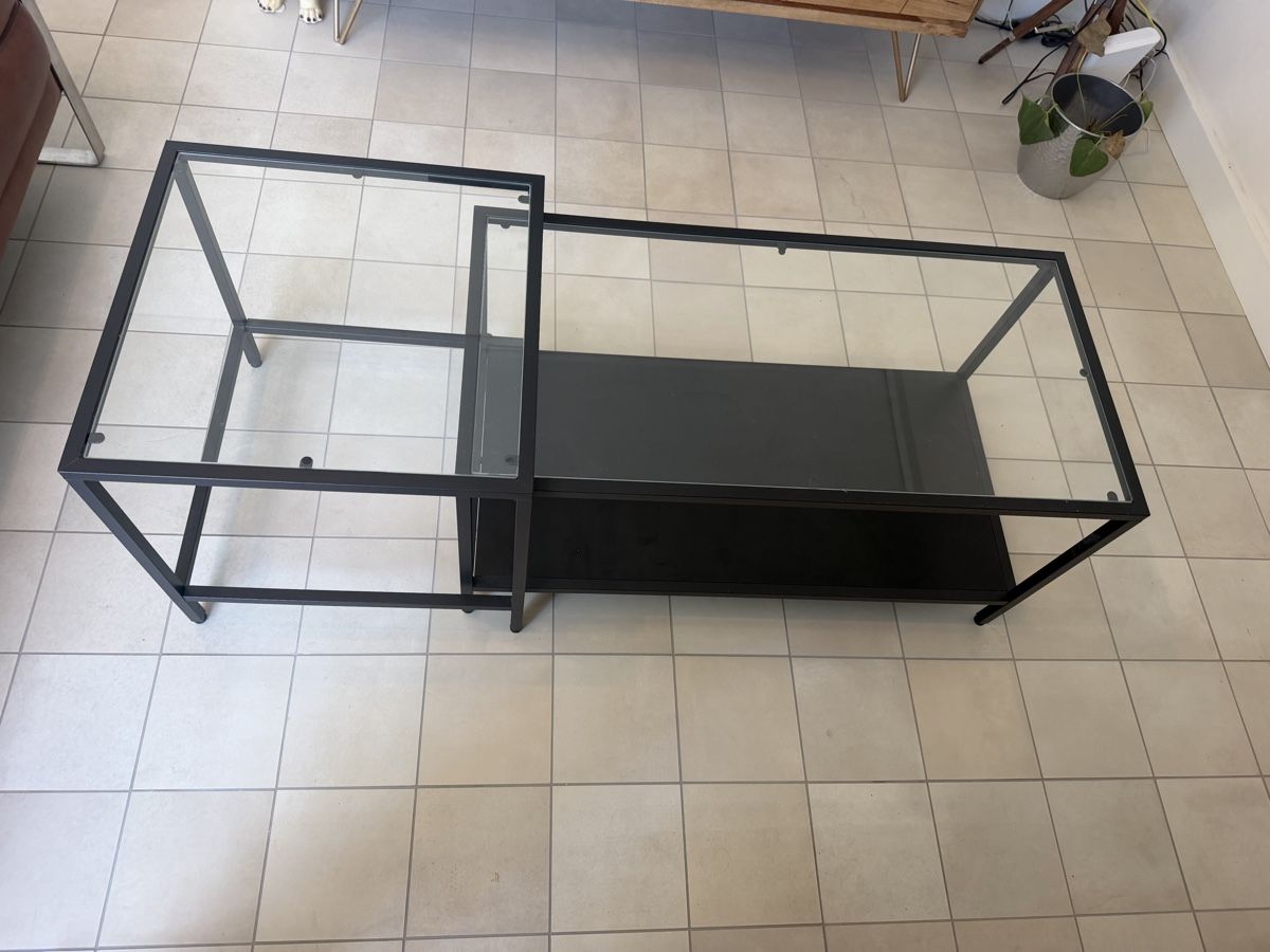 Mobili TV: Wohnzimmertisch Metall Glas schwarz verschiebbar – Usato da Therwil venduto da massimo_gino 1