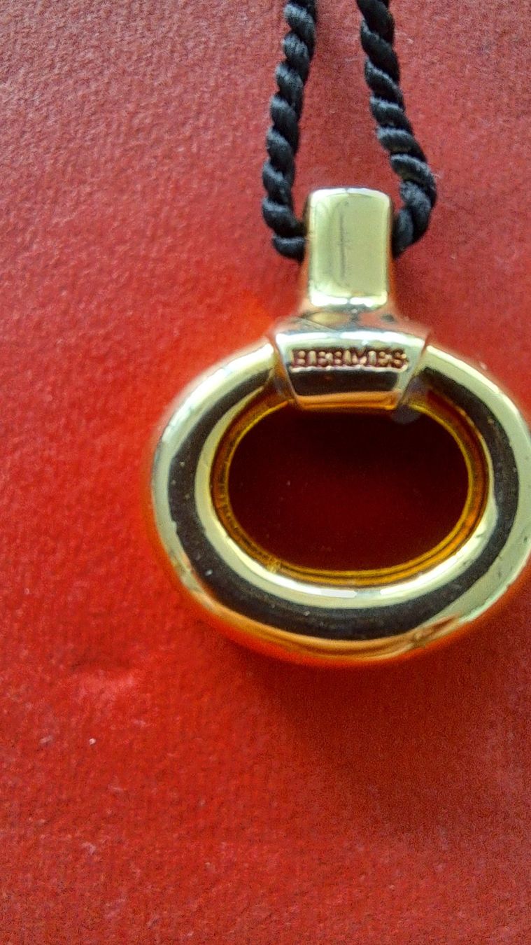 Hermès Anhänger: Hermes Anhänger mit Kordel – Gebraucht aus Pfäffikon ZH von Valsangiaccomo 3
