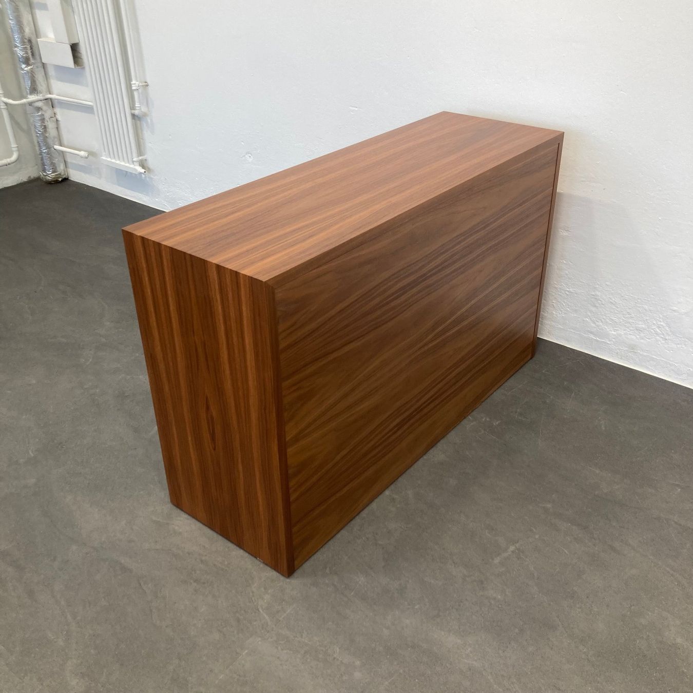 Laufen Armadi: Top Design Exclusiv Sideboard 1200mm breit - Nussbaum – Usato da Schönenwerd venduto da mcofficeshop 7