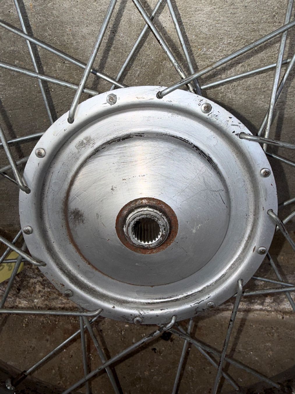 Piaggio Pièces pour mobylette: Piaggio Mofa Speichen Hinterrad – D'occasion à Fahrni b. Thun par berger_tuning34 3