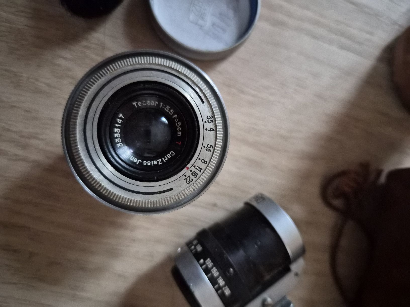Objectifs: Objectifs Zeiss Tessar Sonnar et accessoires – D'occasion à La Joux FR par car_ck96 4