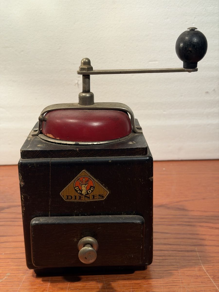 Küchengeräte: Vintage PeDe Dienes Coffee Grinder - Retro Kitchen Charm – Gebraucht aus Lausanne von vas_cdb2 1
