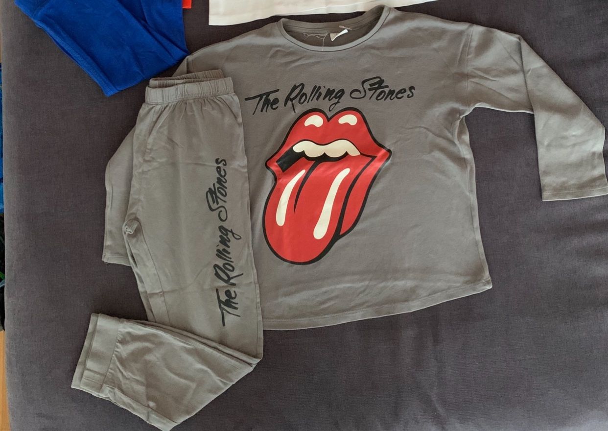 Zara Pigiama & Simili: Pyjama Rolling Stones Gr.128 – Usato da Bülach venduto da engeli92