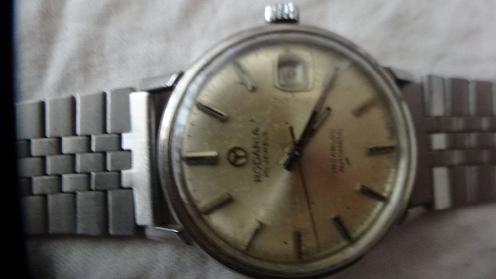 Rodania Montres: RODANIA  HERREN ANTIK UHR.AUTOMATIC.DATE, LÄÜFT--34X38MM – D'occasion à zürich par ahmad01 9