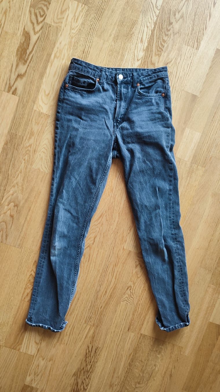 Jeans: Jeans straight high waist Grösse 36 – Gebraucht aus Basel von kopfstand