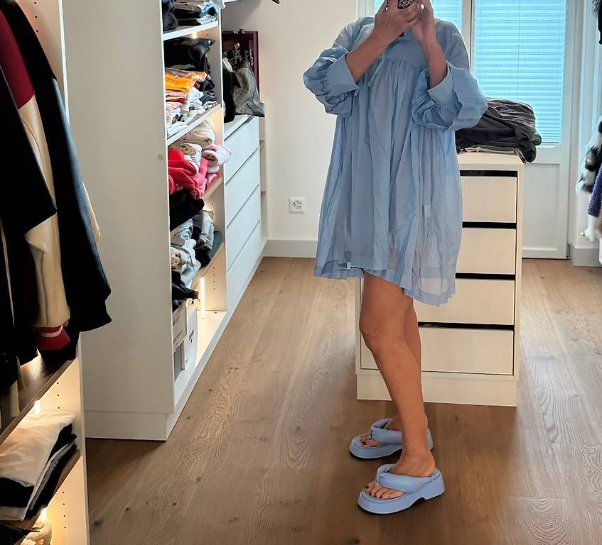 Kleider: Kleid hellblau  – Gebraucht aus Luzern von per_mxf5 1
