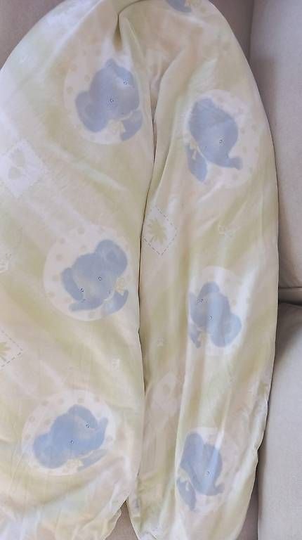 Coussins: Coussin allaitement – D'occasion à Yvonand par jf_lecoultre