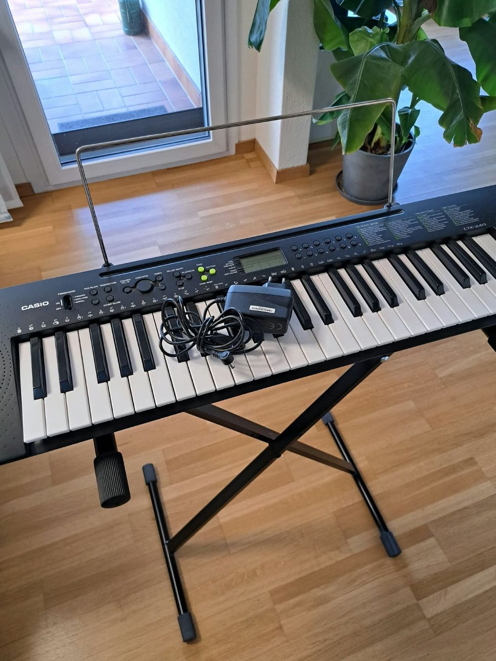 Casio Instruments de musique: Keyboard – D'occasion à Neftenbach par faebe83 4