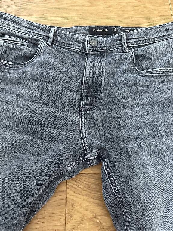 Massimo Dutti Jeans: Massimo Dutti Jeans 34/34 Slim fit – Usato da St. Gallen venduto da iva_yxh2 3
