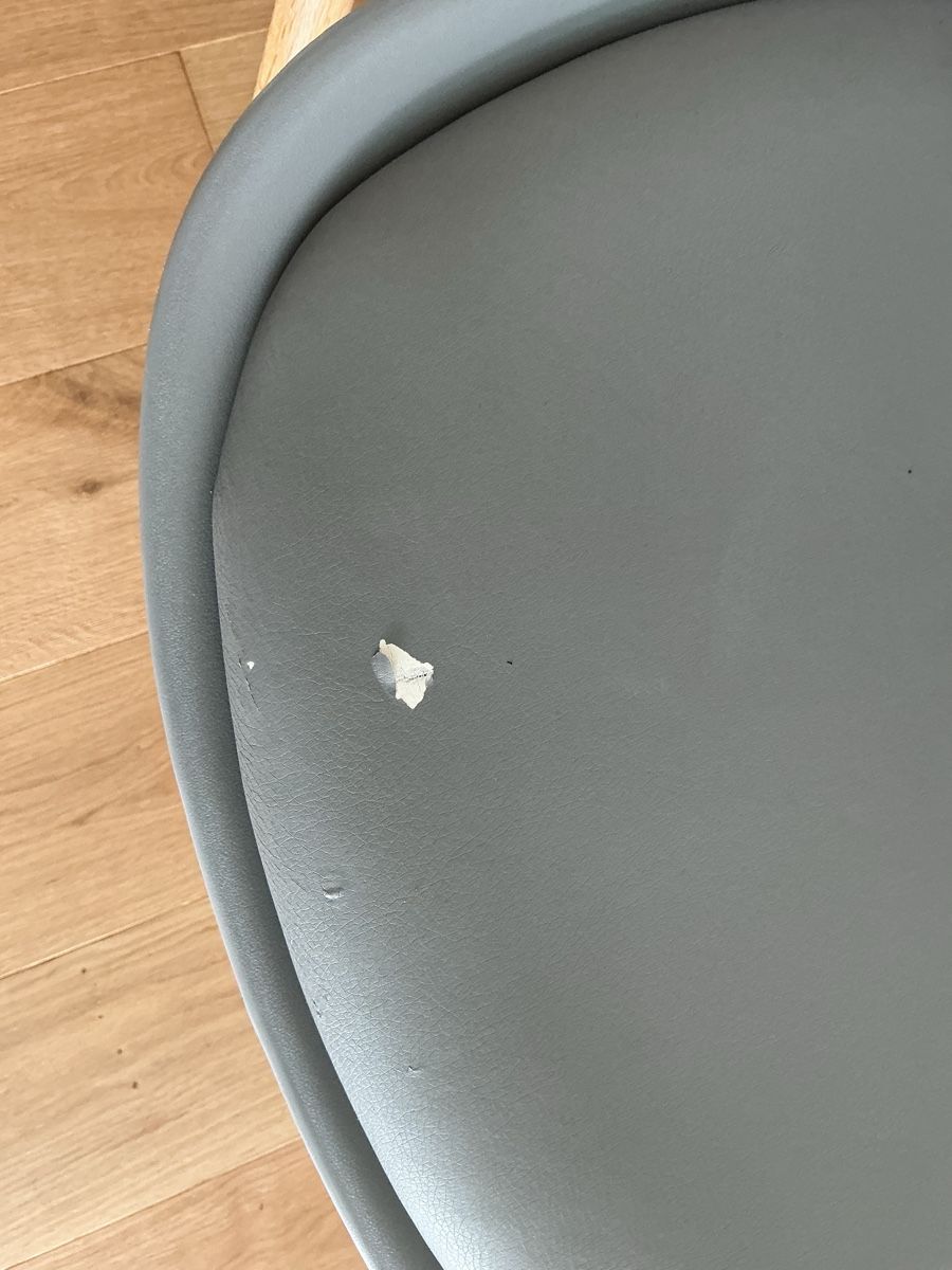 Micasa Stühle: Stühle Micasa 6er Set grau mit Polster u. Eichenholz – Gebraucht aus Uster von Carpenter1 6