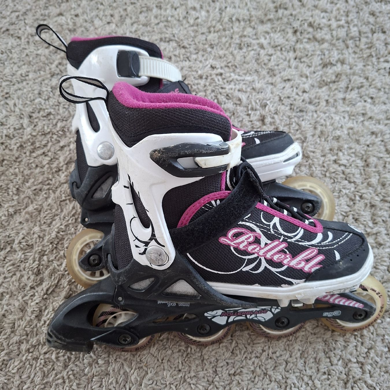 Pattini in linea & Pattini a rotelle: Rollerblades Gr. 33 - 35.5 – Usato da Niederbuchsiten venduto da Cheasily