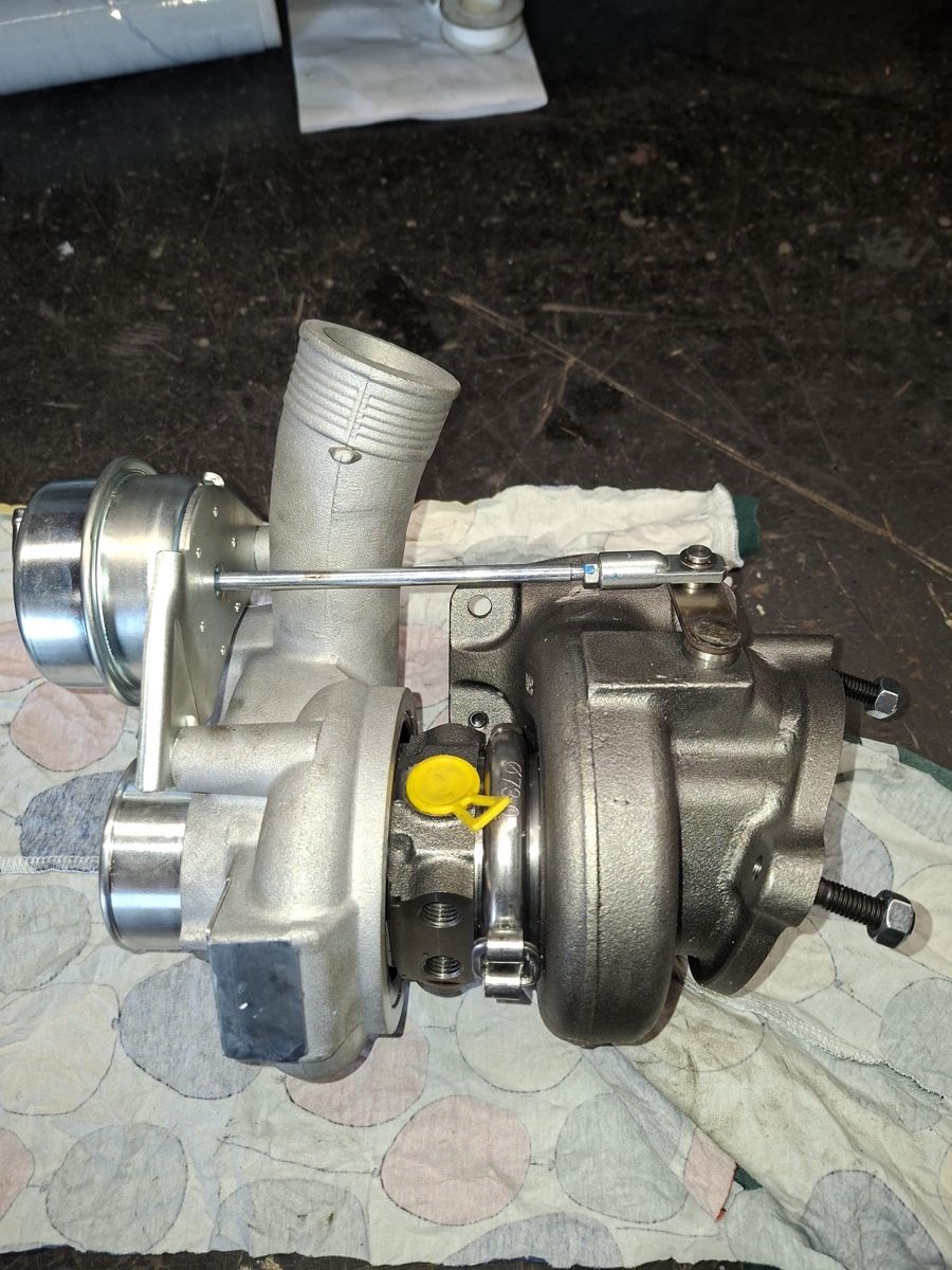 Volvo Motoren: TD04 19T Turbolader – Neu und originalverpackt aus Heiden von Dario6608