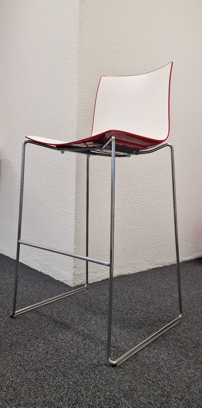 Arper Sgabelli: Arper Catifa 46 Barhocker – Usato da Glattbrugg venduto da BauTeile 2
