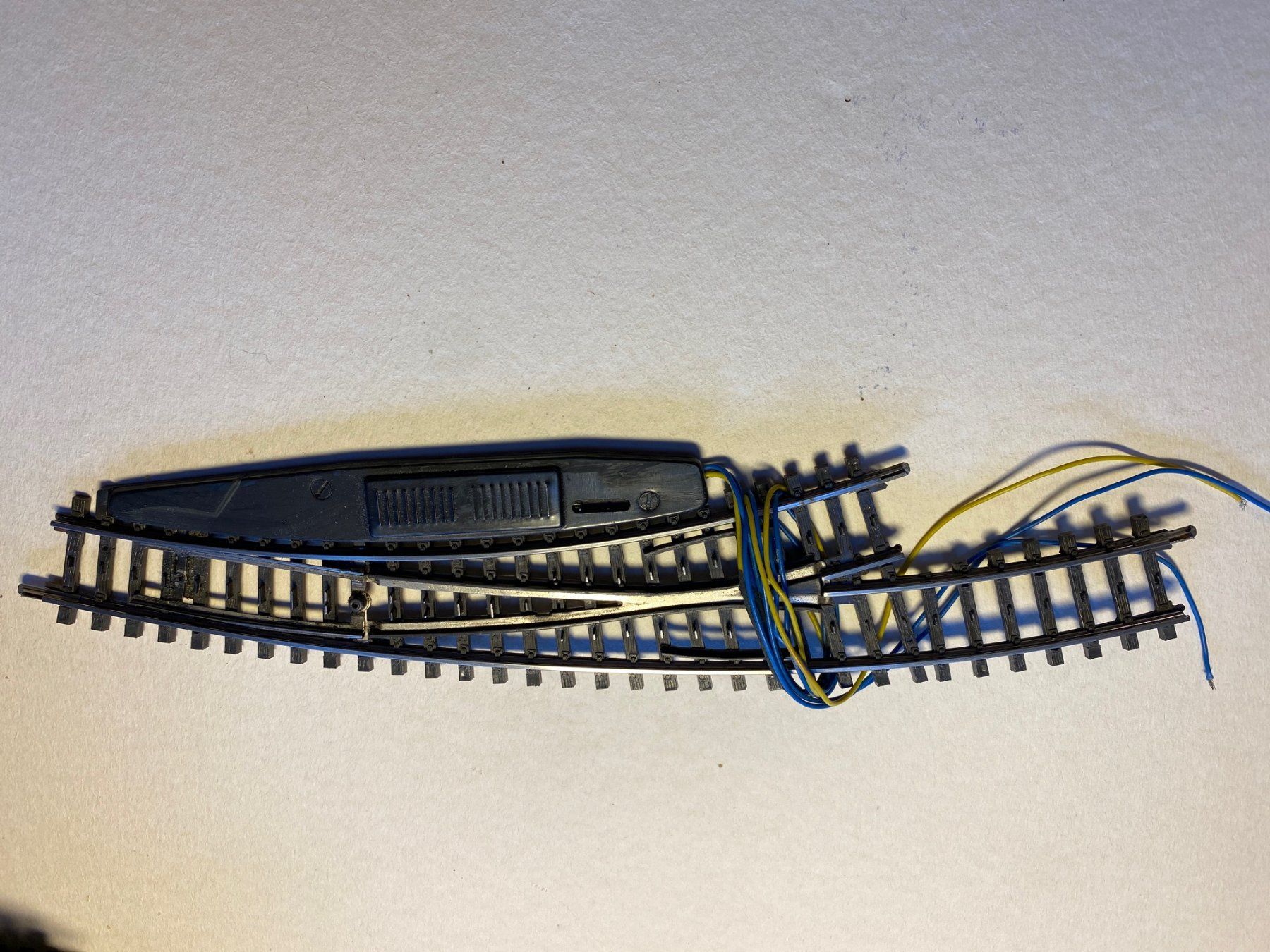 Märklin Modellini di ferrovie: Müärklin Bogenweiche2267, 30 Grad links mit ANtrieb – Usato da Itingen venduto da marichie