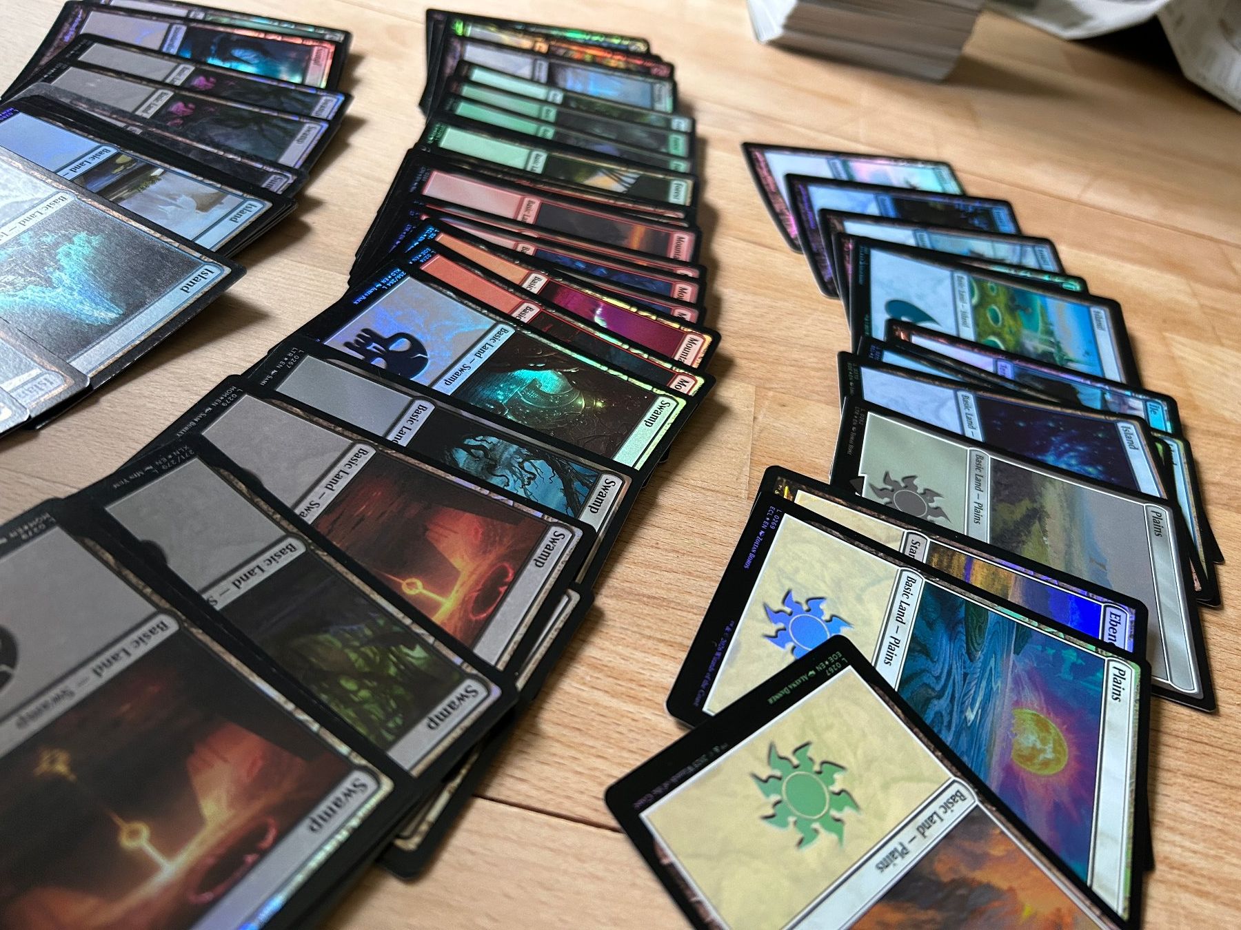 Magic The Gathering Carte collezionabili: Magic: The Gathering - 63 Foil Basic Lands – Usato da Aarau venduto da Maclovio 2