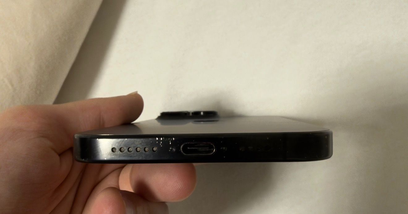 Apple Handys / Smartphones: Iphone 16 Pro Max 256 GB Schwarz – Gebraucht aus Zürich von ube_5r8f 2