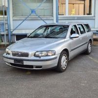 Volvo V70 2.4T Neu MFK & Service